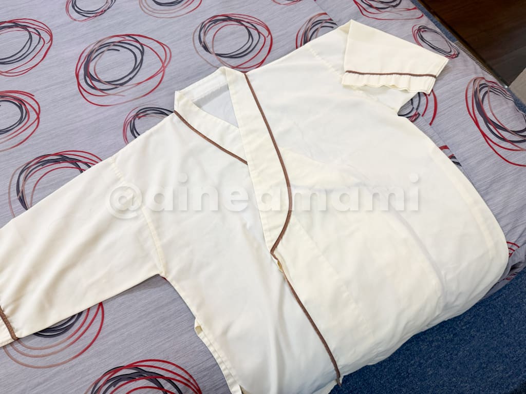 ホテル百貫　ガウン